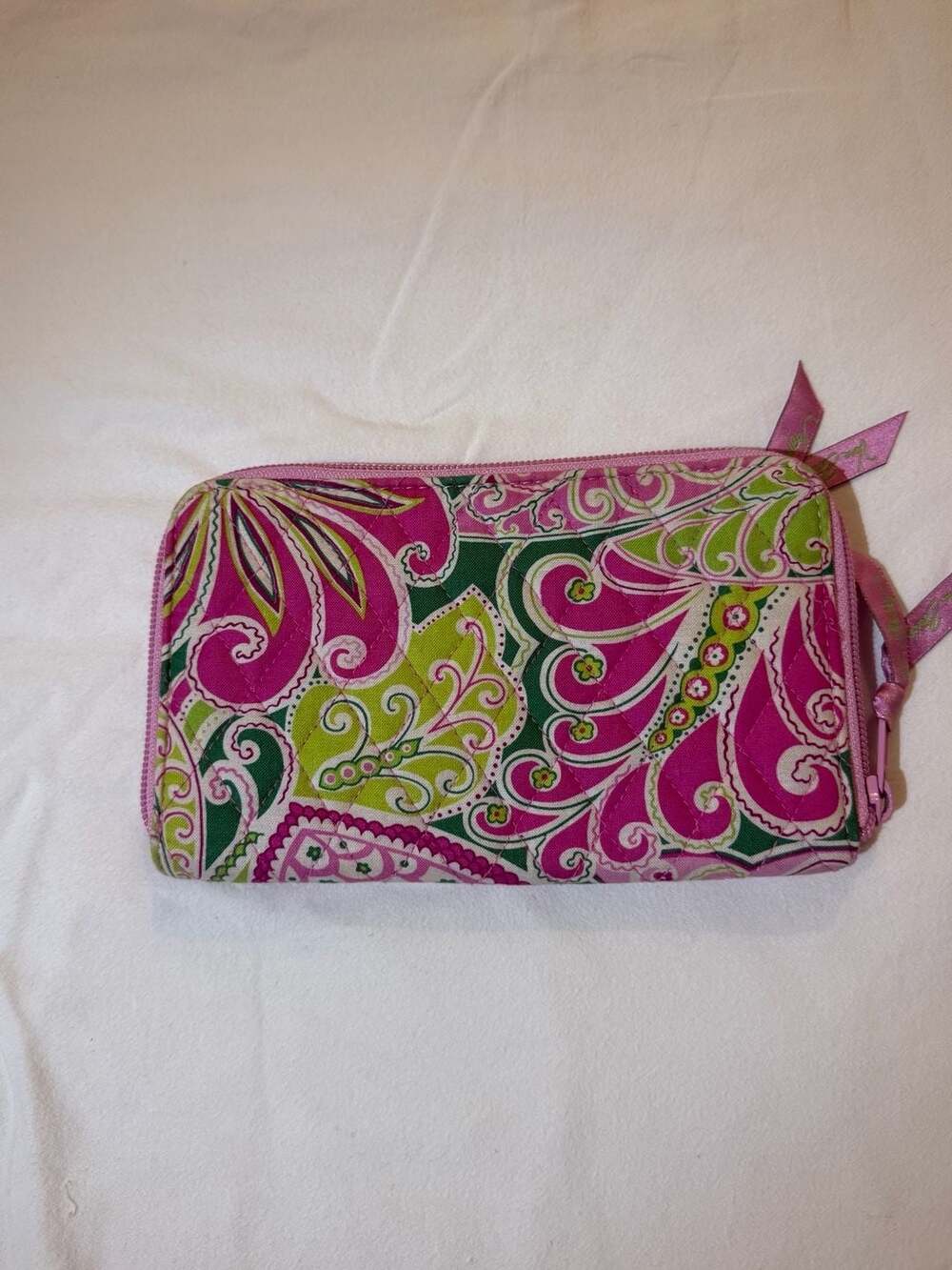 Vera Bradley Pinwheel Pink Quilted Zip Around Wallet Wristlet